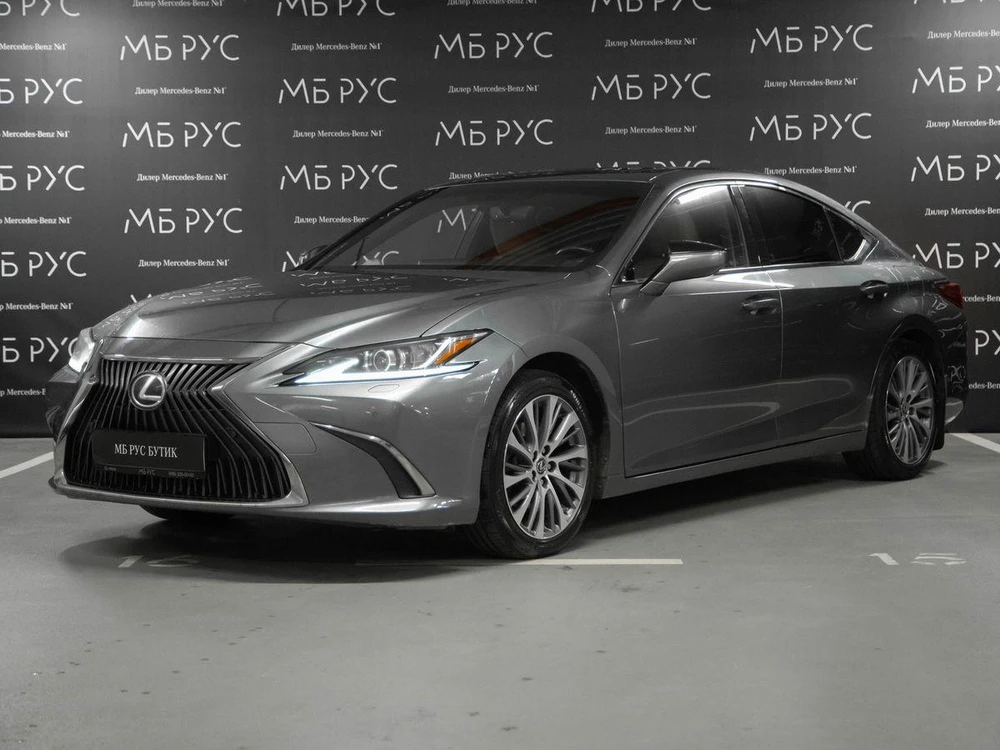 Lexus ES