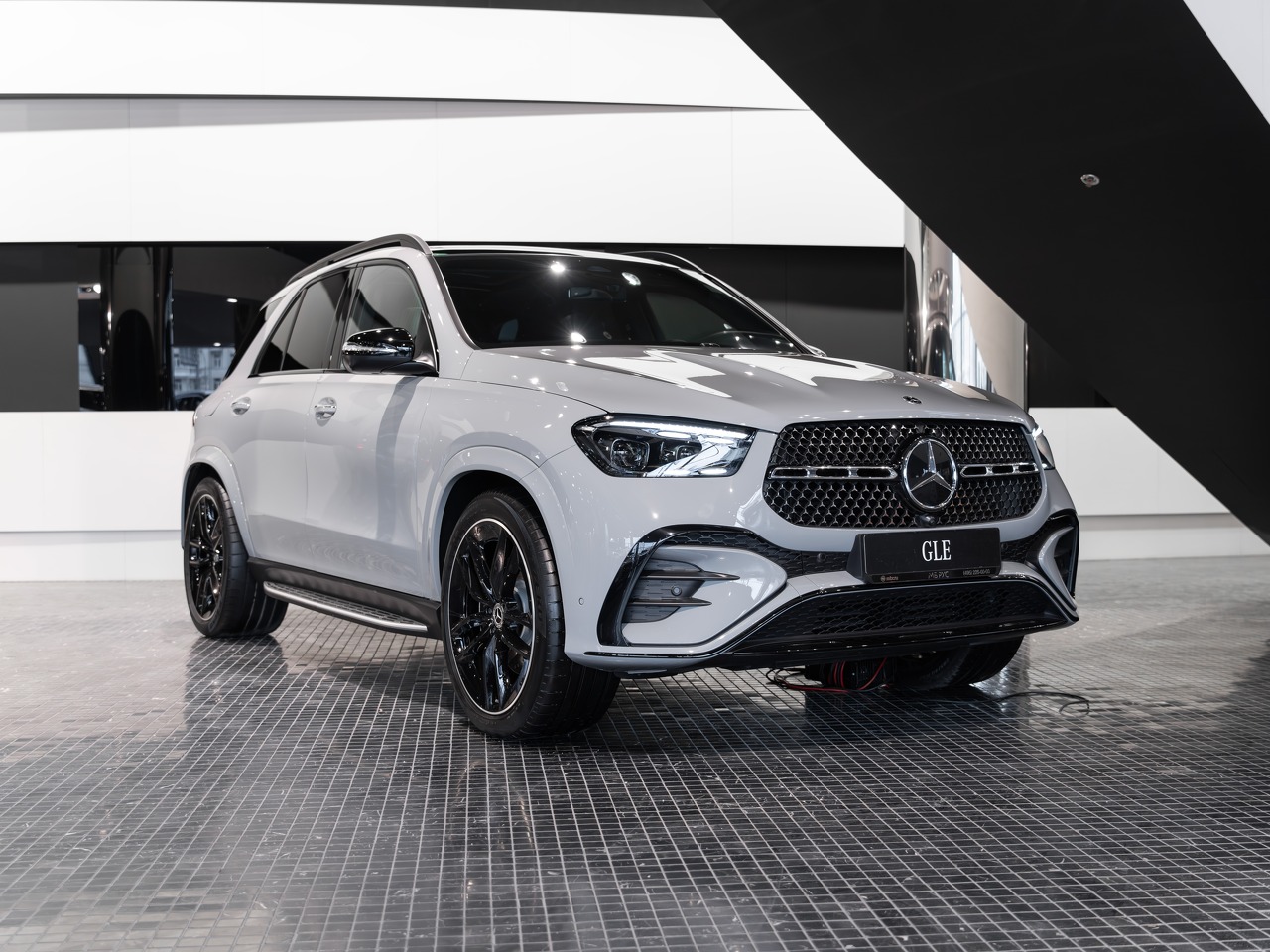 Mercedes-Benz GLE Base