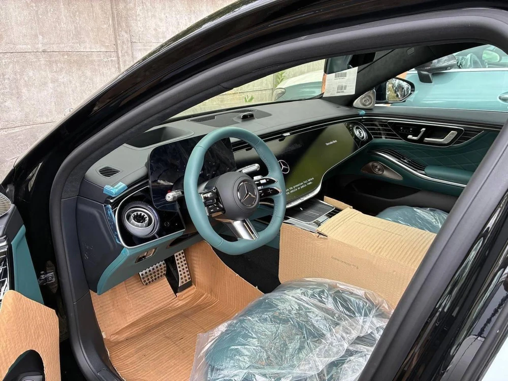 Mercedes-Benz S-Класс