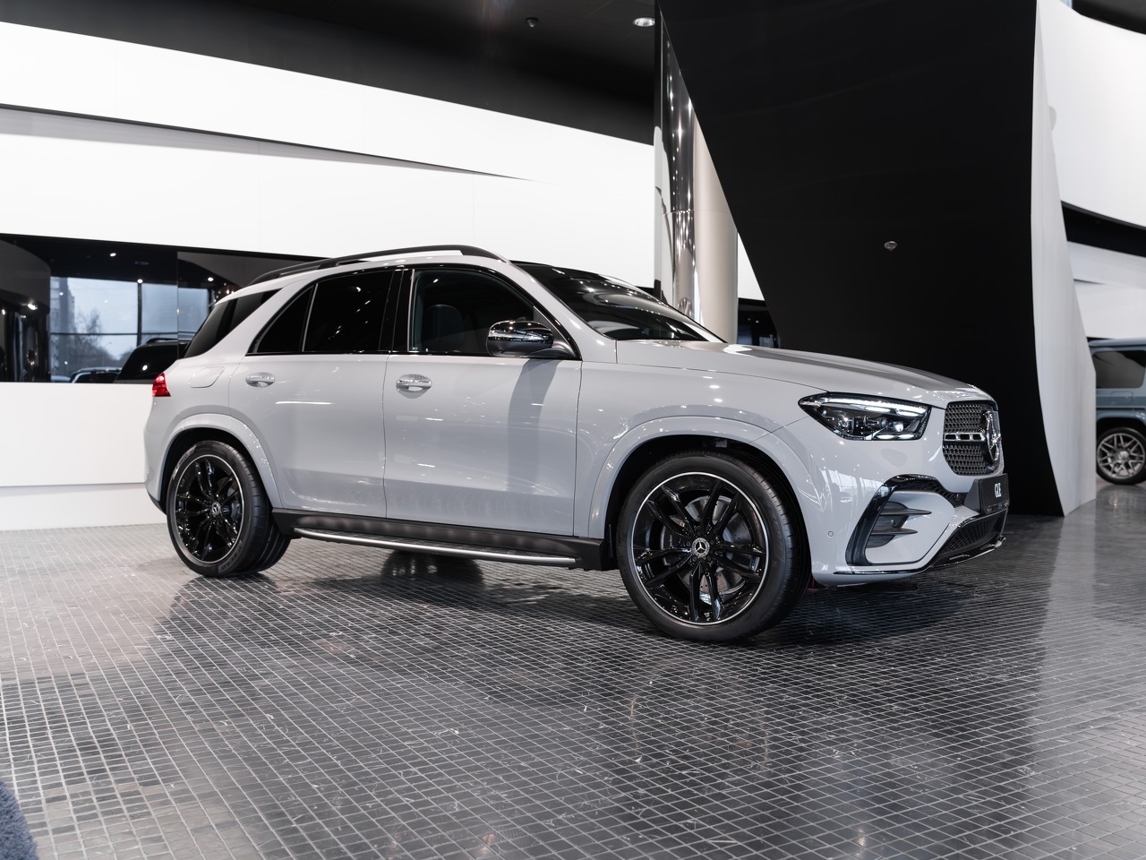 Mercedes-Benz GLE Base