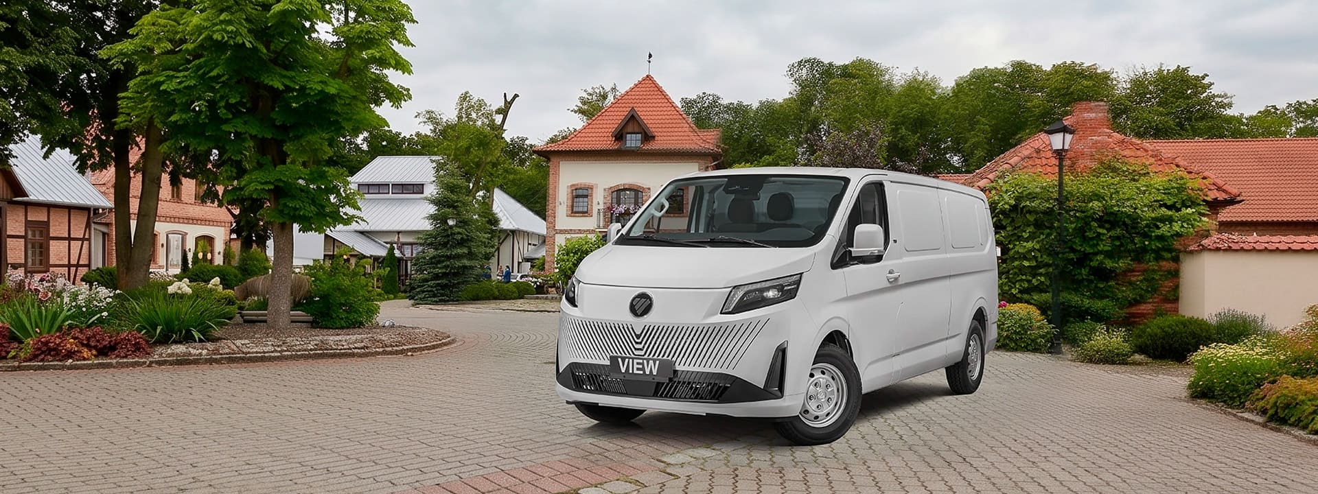 Компактные фургоны FOTON VIEW с автоматической коробкой передач стали настоящим бестселлером на российском рынке уже в первый месяц продаж