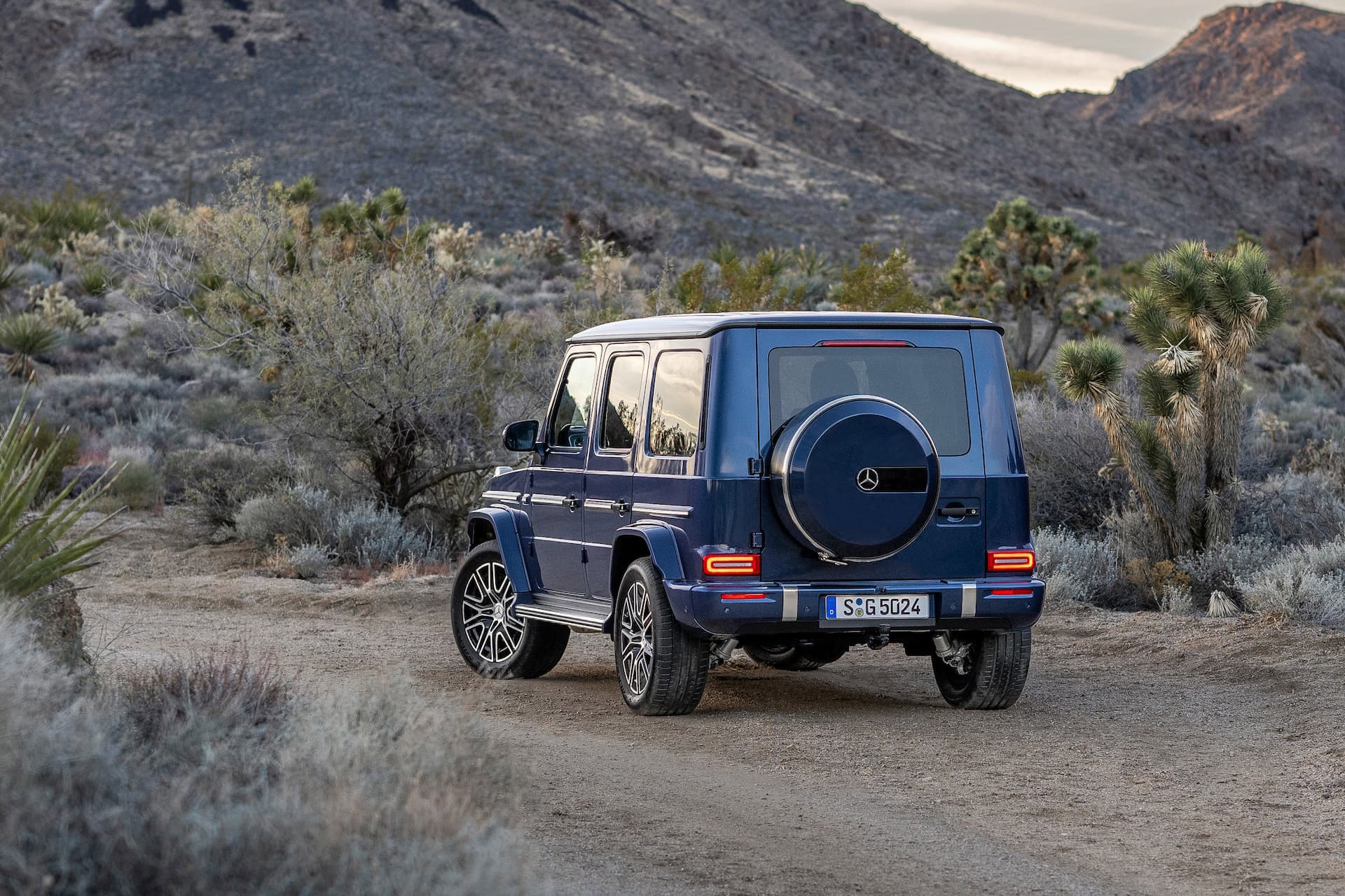 Mercedes-Benz G-class экстерьер 2