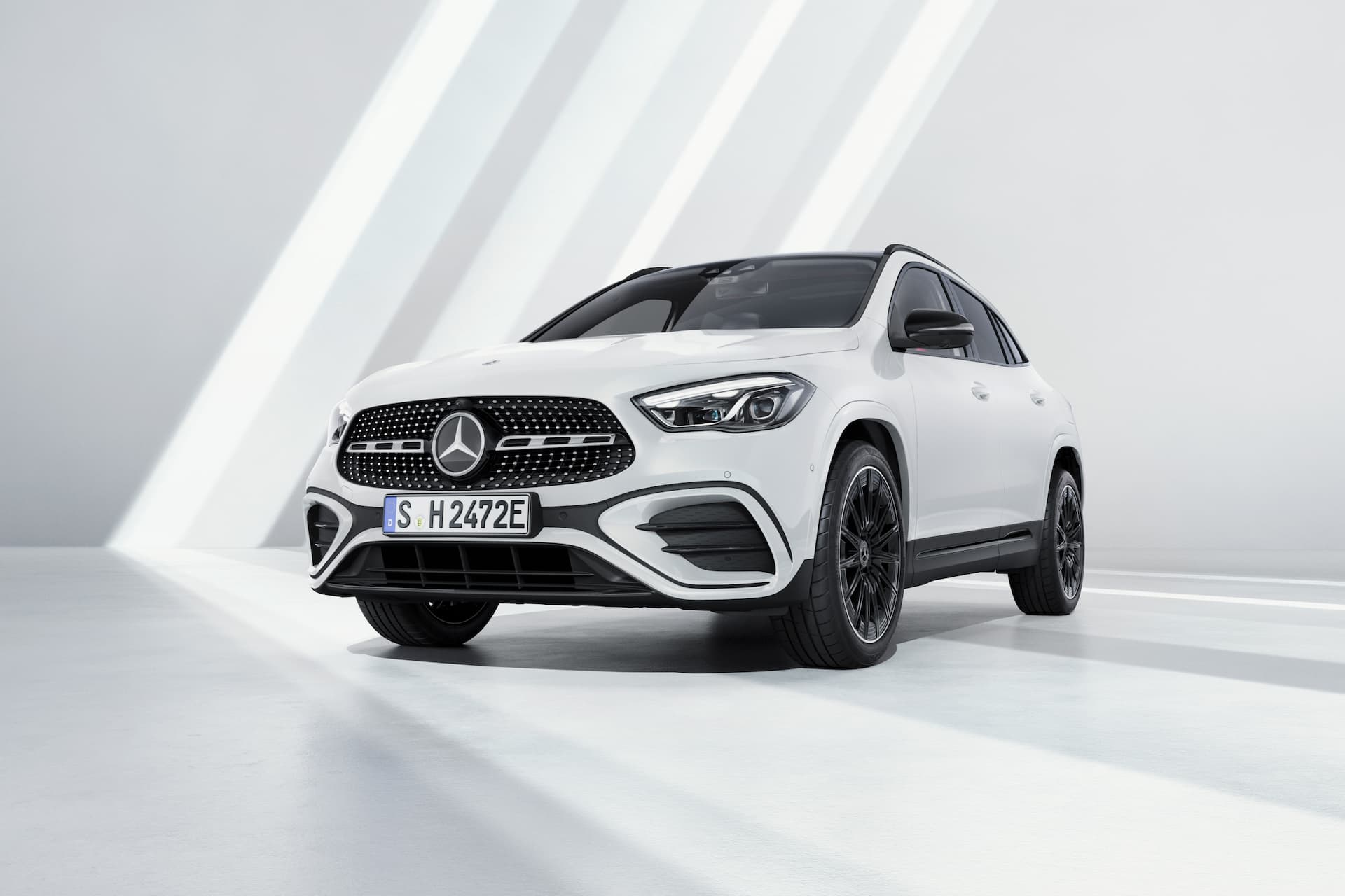 Mercedes-Benz GLA  экстерьер 4