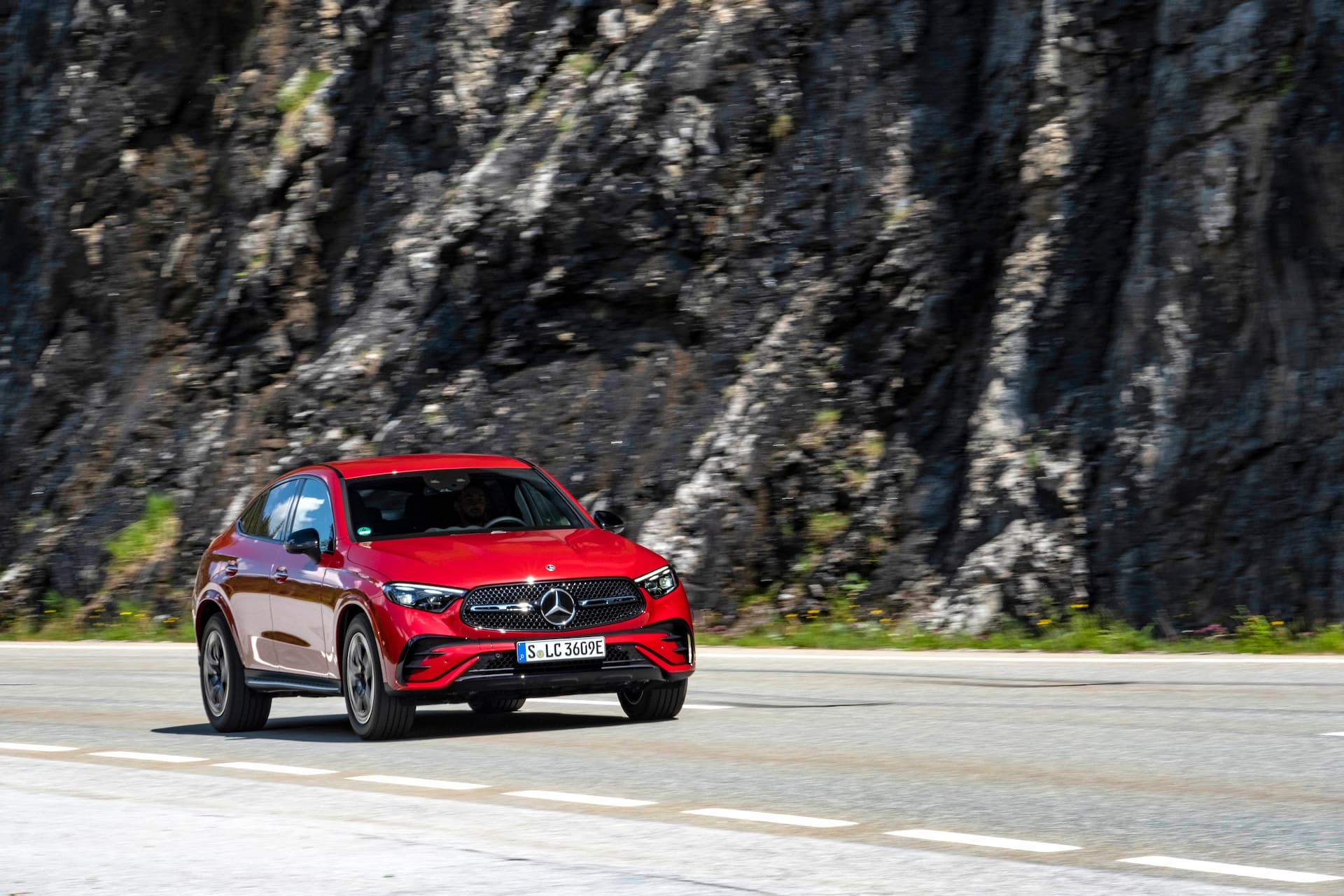 Mercedes-Benz GLC coupe экстерьер 2