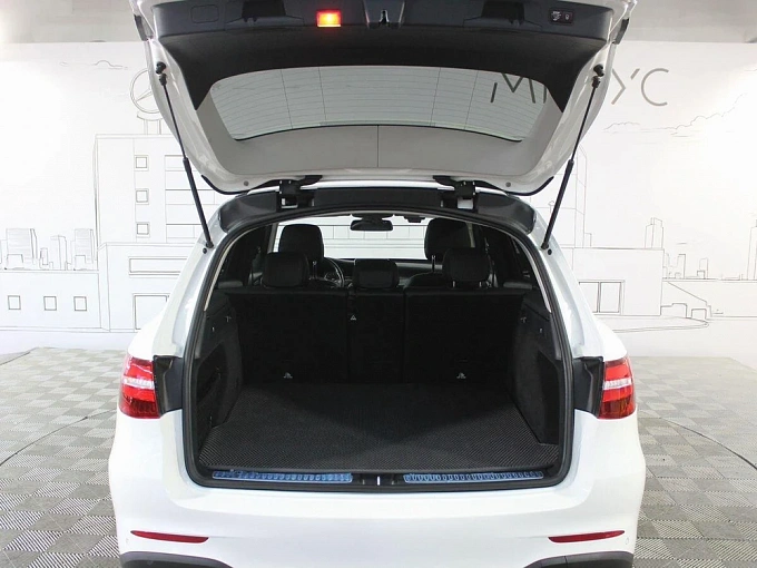 Mercedes-Benz GLC 2018 250 2.0 AT 4Matic (211 л.с.) фото 18