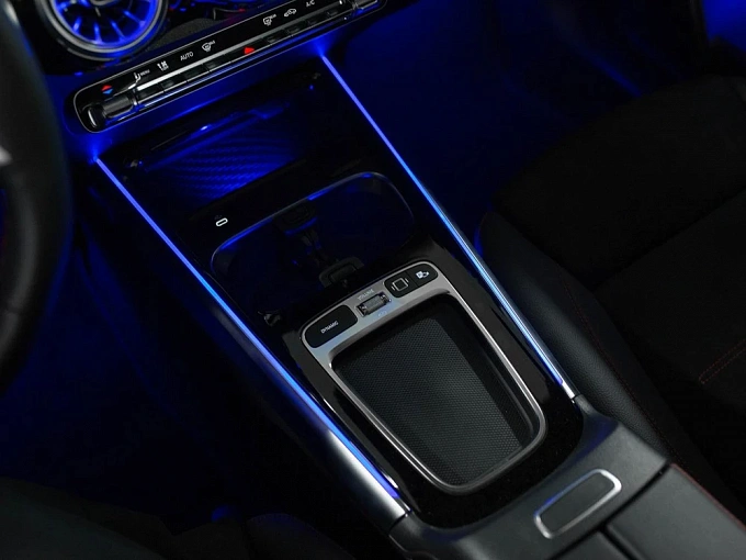 Mercedes-Benz GLB Белый Non metallic фото 20