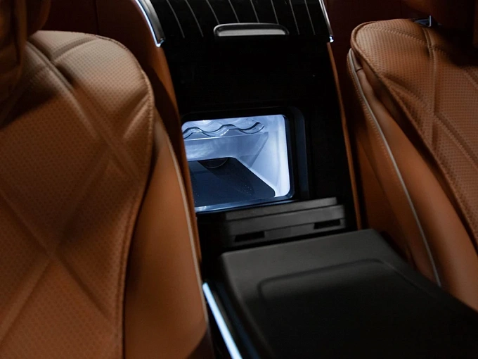 Mercedes-Benz Maybach S-Класс Черный Non metallic фото 36