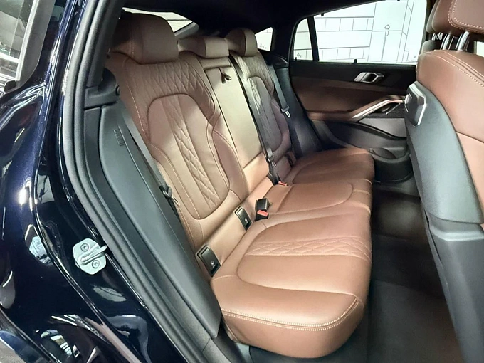 BMW X6 2024 3.0 AT 4WD (381 л.с.) фото 15
