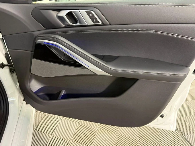 BMW X6 2023 3.0d AT 4WD (340 л.с.) фото 29