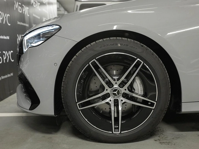 Mercedes-Benz E-Класс Серый Non metallic фото 9