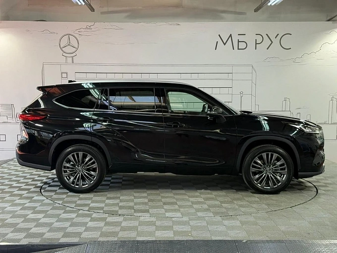 Toyota Highlander Черный Non metallic фото 7