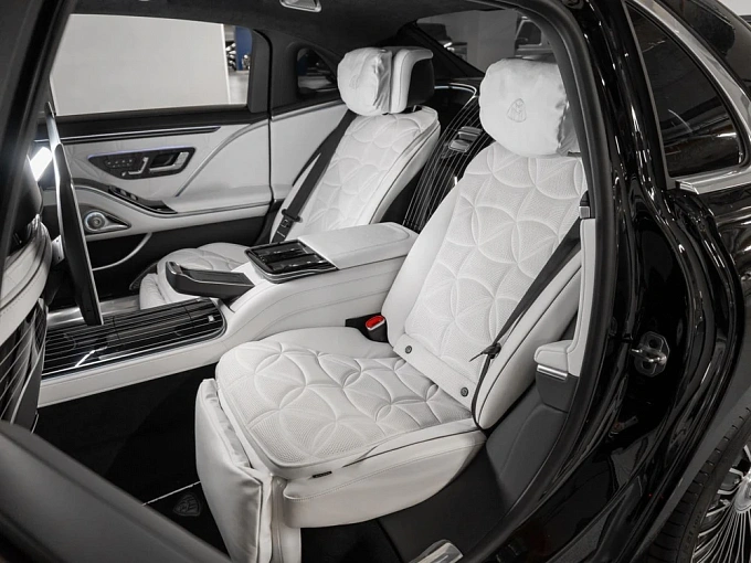 Mercedes-Benz Maybach S-Класс Черный Non metallic фото 9