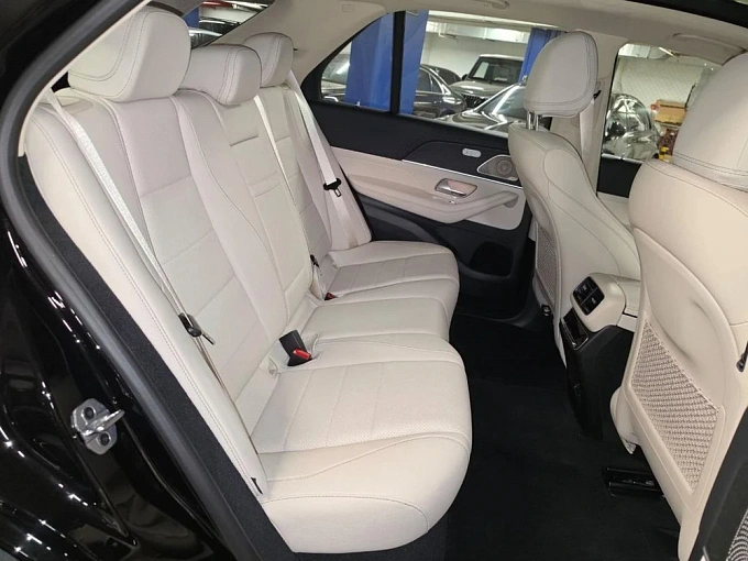 Mercedes-Benz GLE Черный Non metallic фото 7