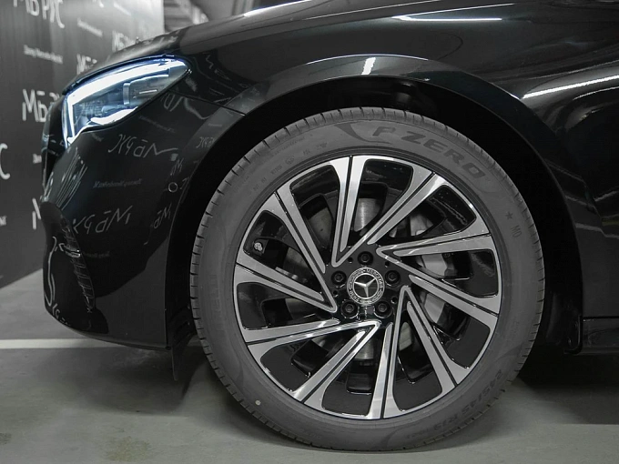 Mercedes-Benz E-Класс Черный Non metallic фото 12