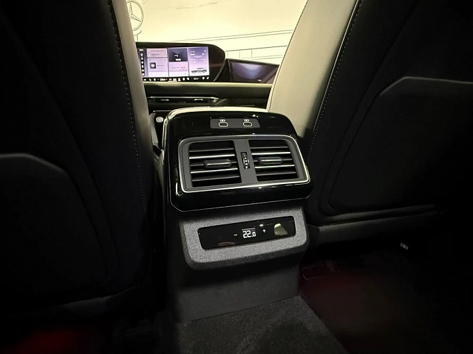 Audi Q5 Зеленый Non metallic фото 32
