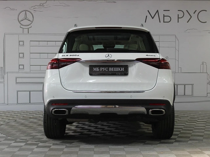 Mercedes-Benz GLE Белый Non metallic фото 8