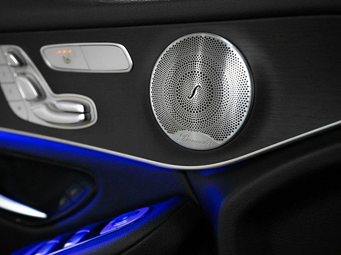 Mercedes-Benz GLC coupe 2019 300 2.0 AT 4Matic (249 л.с.) фото 16