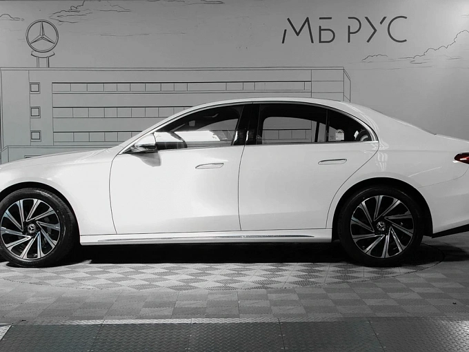 Mercedes-Benz E-Класс Белый Non metallic фото 3