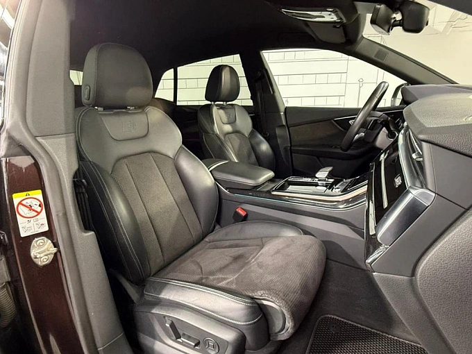Audi Q8 2020 3.0d AT 4WD (249 л.с.) фото 13
