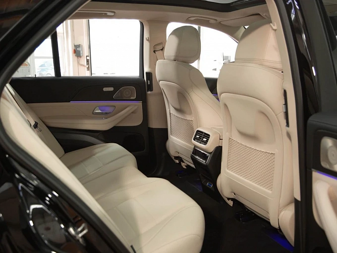 Mercedes-Benz GLE Черный Non metallic фото 31