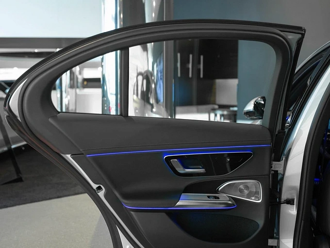 Mercedes-Benz E-Класс Серый Non metallic фото 24