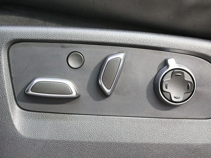 Cadillac Escalade 2021 6.2 AT 4WD (416 л.с.) фото 25