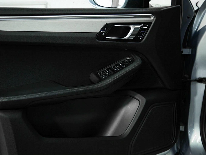 Porsche Macan 2020 2.0 AMT 4WD (252 л.с.) фото 20