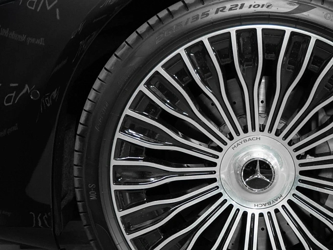 Mercedes-Benz Maybach S-Класс Черный Non metallic фото 46