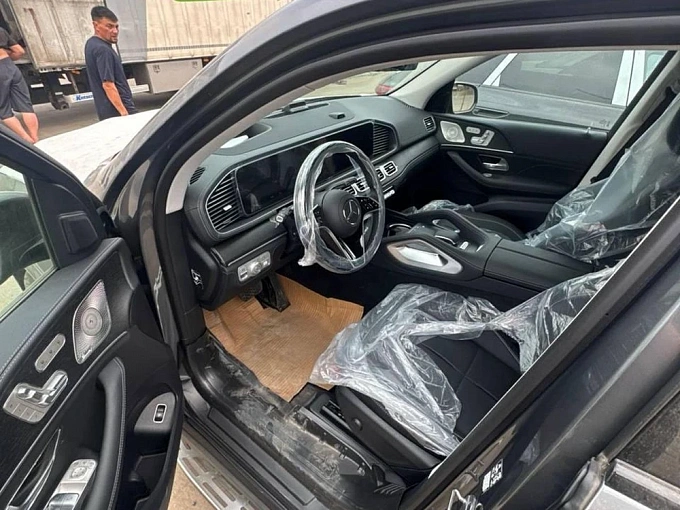 Mercedes-Benz GLE Серый Non metallic фото 2