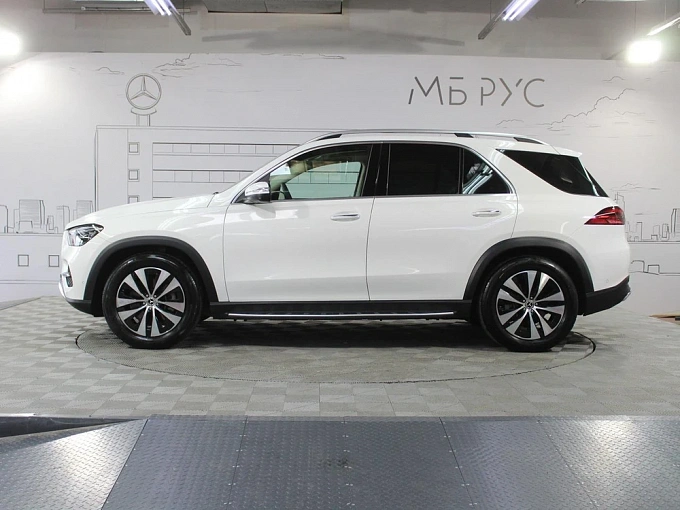 Mercedes-Benz GLE Белый Non metallic фото 33