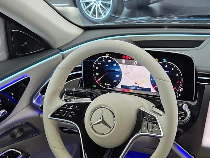 Mercedes-Benz E-Класс Черный Non metallic фото 7