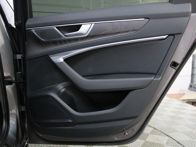 Audi A6 2021 2.0 AMT 4WD (245 л.с.) фото 30