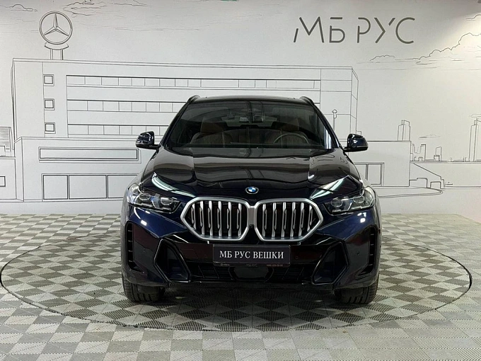 BMW X6 2024 3.0 AT 4WD (381 л.с.) фото 5