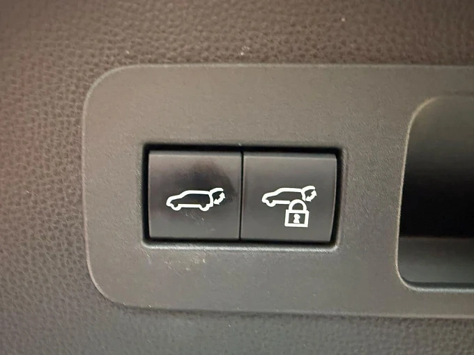 Toyota Land Cruiser 2021 3.5 AT 4WD (415 л.с.) фото 27