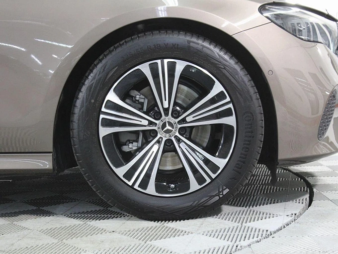 Mercedes-Benz E-Класс 2024 2.0 AT (204 л.с.) фото 20