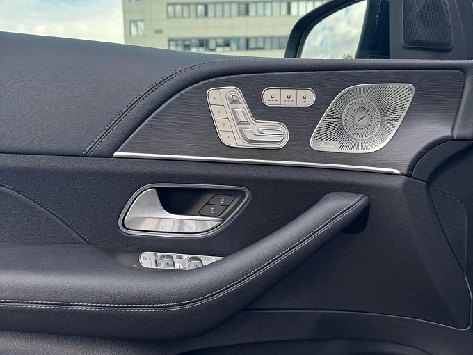 Mercedes-Benz GLE Черный Non metallic фото 10