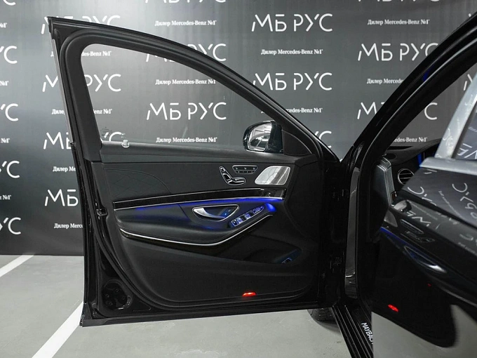 Mercedes-Benz Maybach S-Класс 2018 560 4.0 AT 4Matic (469 л.с.) фото 13