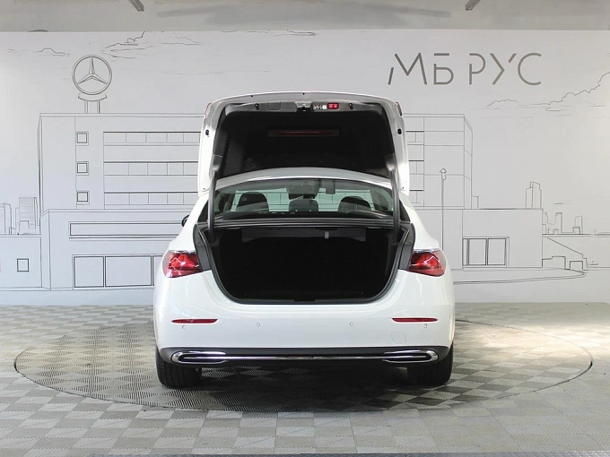 Mercedes-Benz E-Класс Белый Non metallic фото 9