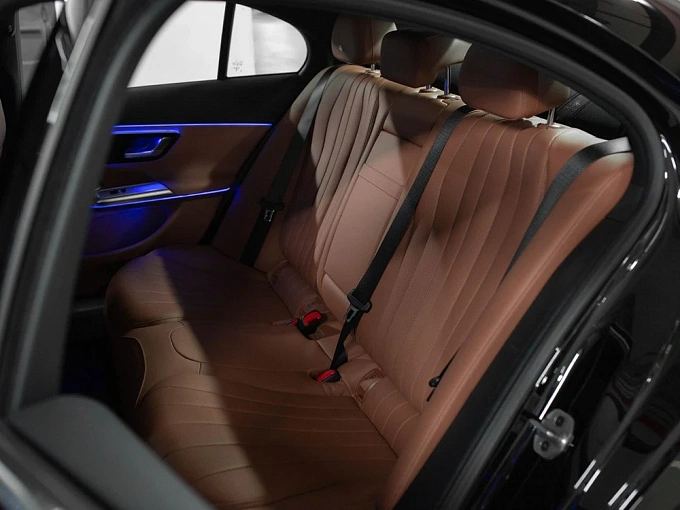 Mercedes-Benz E-Класс Черный Non metallic фото 8