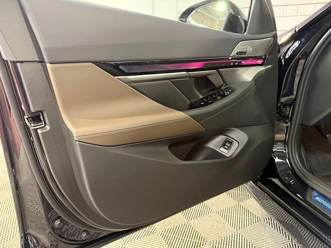BMW 5 серии Черный Non metallic фото 19