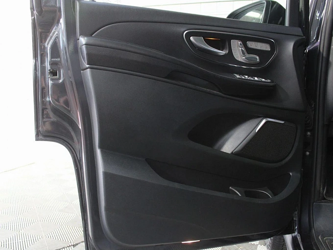 Mercedes-Benz V-Класс 2022 2.0d AT 4Matic Long (237 л.с.) фото 22