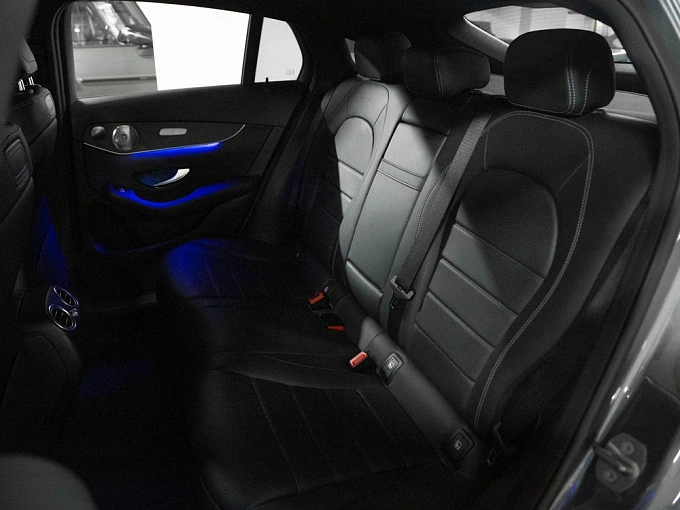 Mercedes-Benz GLC coupe 2019 300 2.0 AT 4Matic (249 л.с.) фото 9