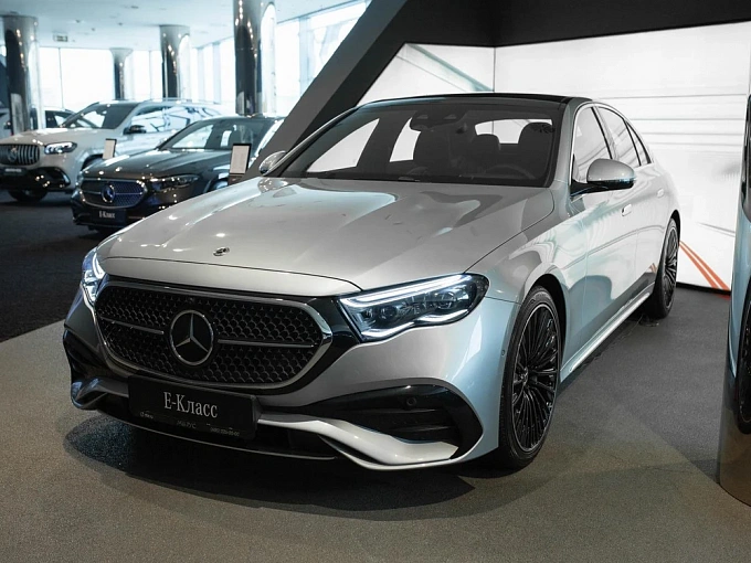 Mercedes-Benz E-Класс Серый Non metallic фото 1