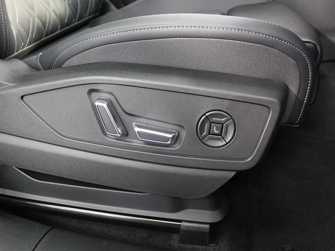 Audi Q5 Серый Non metallic фото 27