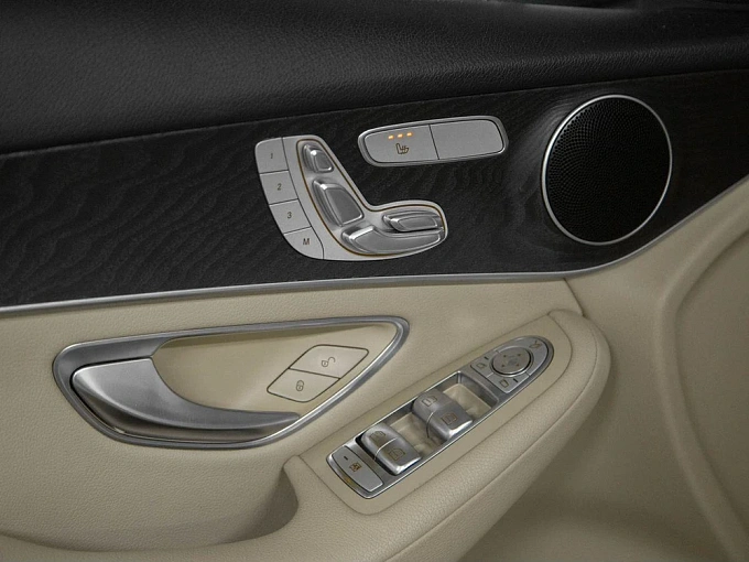 Mercedes-Benz GLC coupe 2017 250 2.0 AT 4Matic (211 л.с.) фото 14