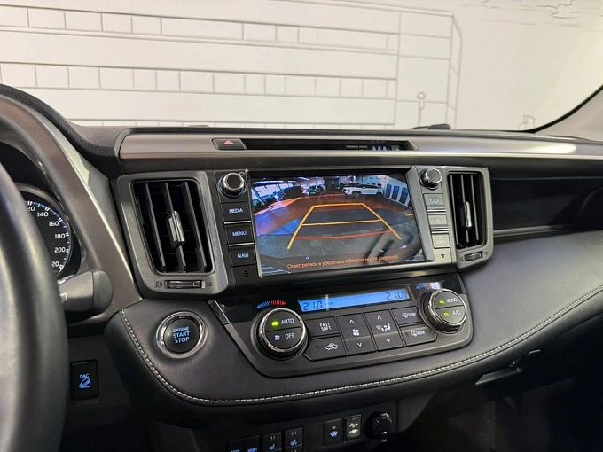 Toyota RAV4 2017 2.5 AT 4WD (180 л.с.) фото 22