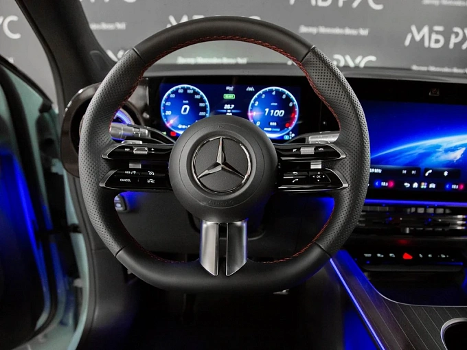 Mercedes-Benz GLB Зеленый Non metallic фото 26