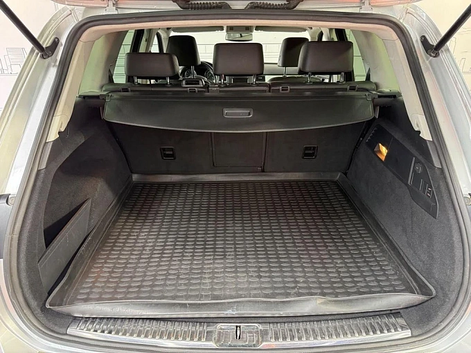 Volkswagen Touareg 2013 3.6 AT 4WD (249 л.с.) фото 18