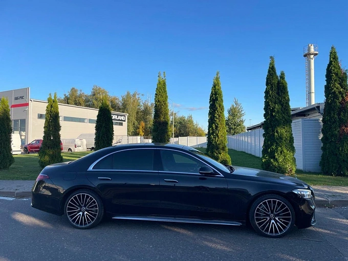 Mercedes-Benz S-Класс 2021 580 4.0 AT 4Matic (503 л.с.) фото 2