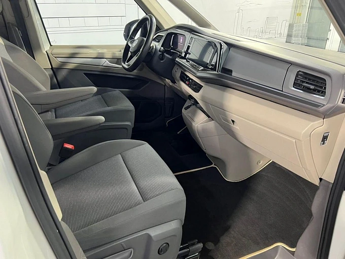 Volkswagen Multivan 2022 2.0 AMT (204 л.с.) фото 11